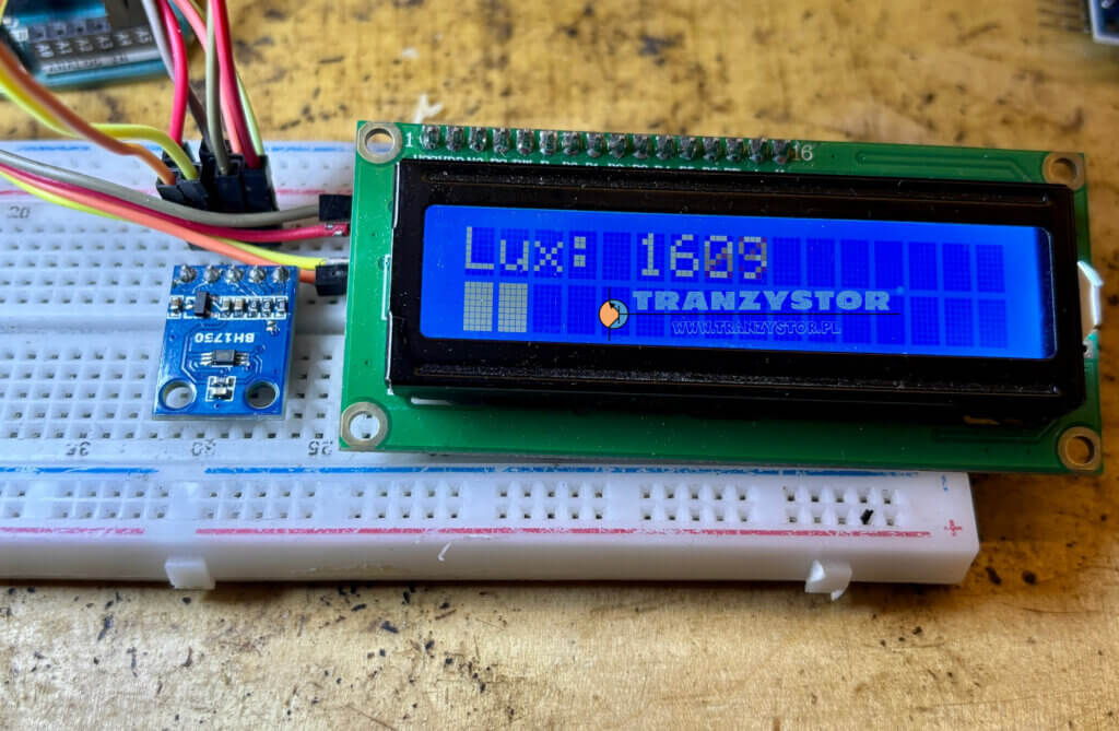 luxometr bh1750 lcd 16x2